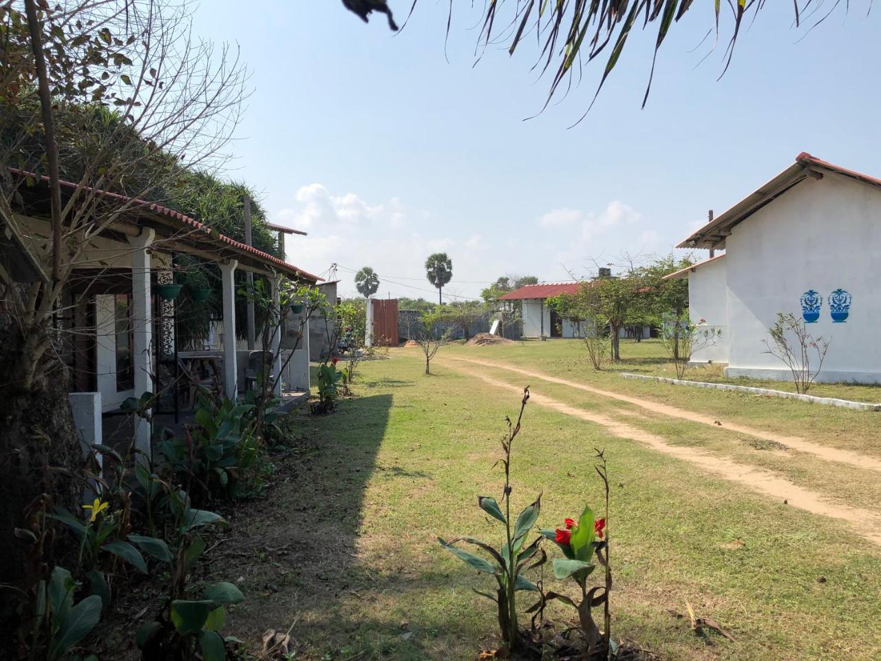 Bliss Bay Nilaveli Hotel Exterior photo